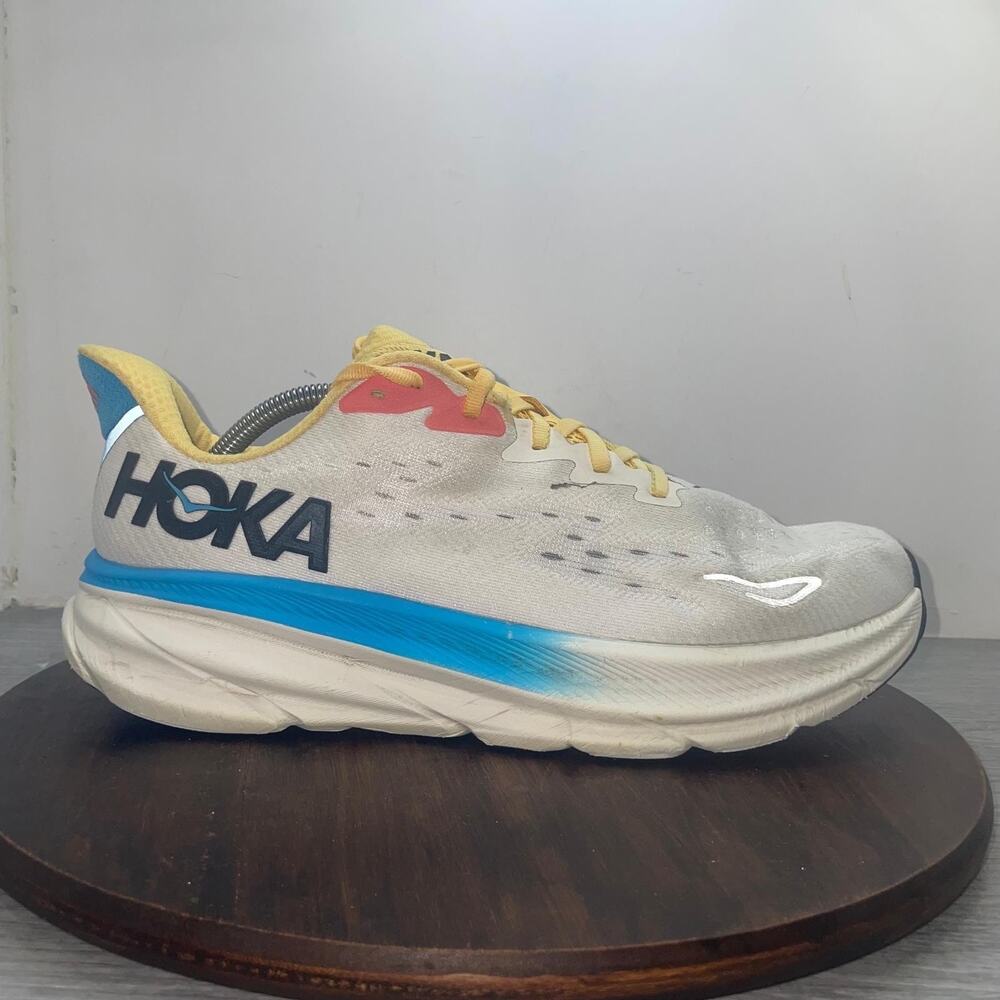 Hoka One One Clifton 9 Blanc Swim Day Shoes Women's Size 12 D WIDE 1132211 BSW